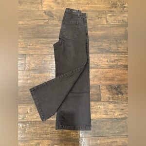 Paige Wideleg cropped jeans